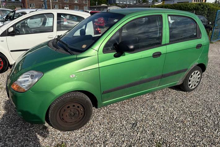 Grøn Chevrolet Matiz fra 2008 set udefra