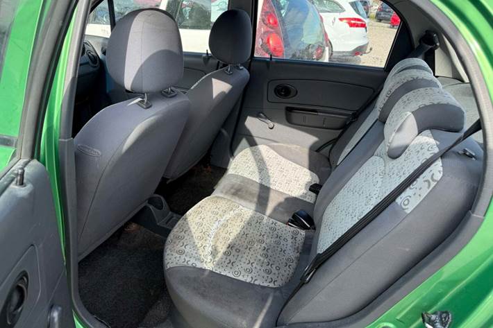 Grøn Chevrolet Matiz fra 2008 set indefra