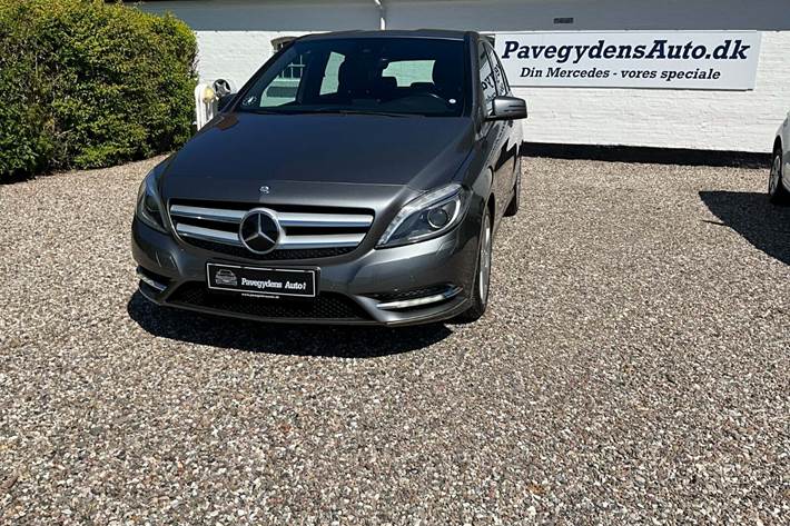 undefined Mercedes B200 fra 2014