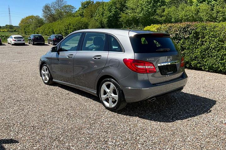 undefined Mercedes B200 fra 2014