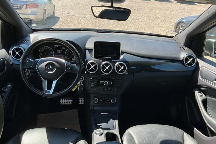 undefined Mercedes B200 fra 2014