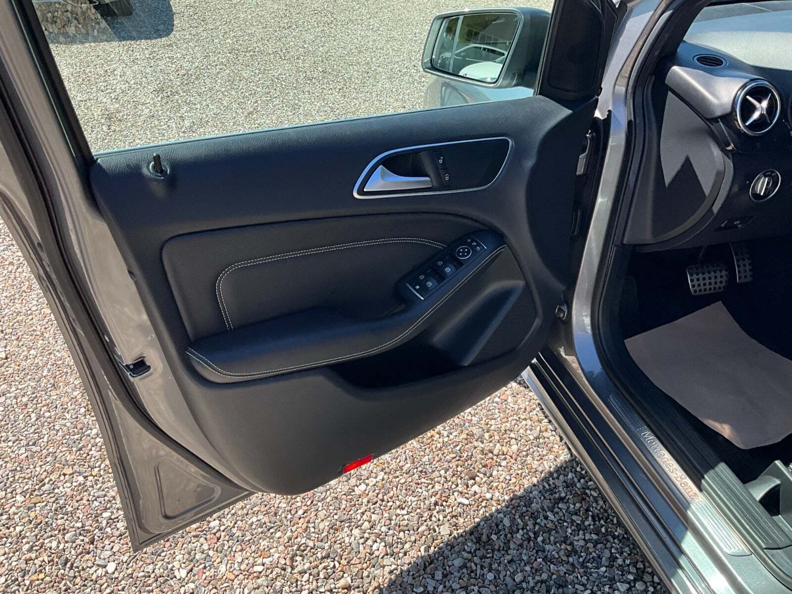 undefined Mercedes B200 fra 2014