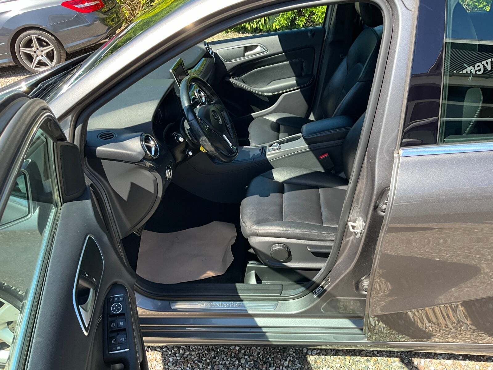 undefined Mercedes B200 fra 2014