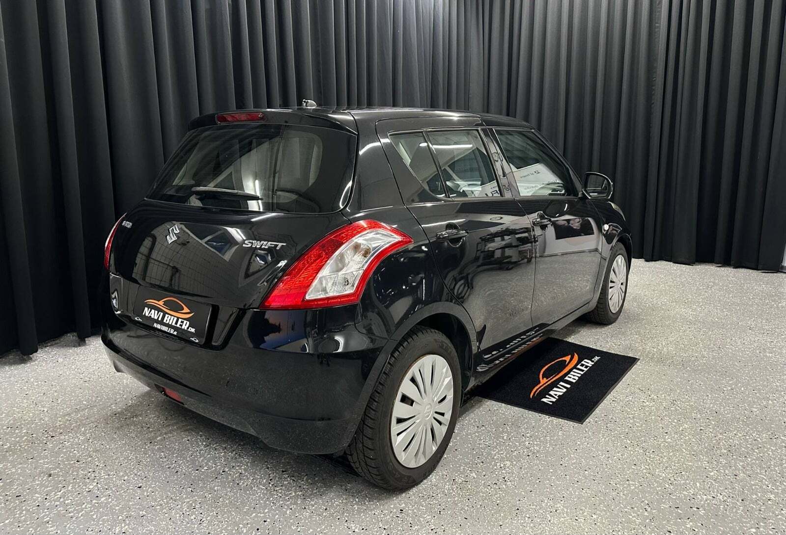 Sort Suzuki Swift fra 2015