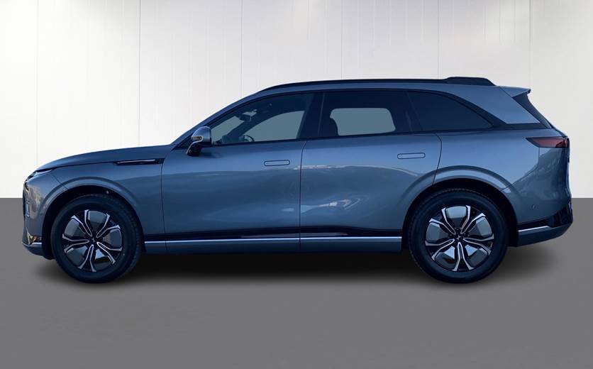 XPeng G9