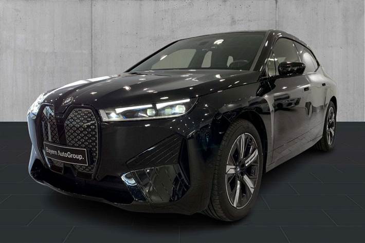 undefined BMW iX fra 2024 set udefra