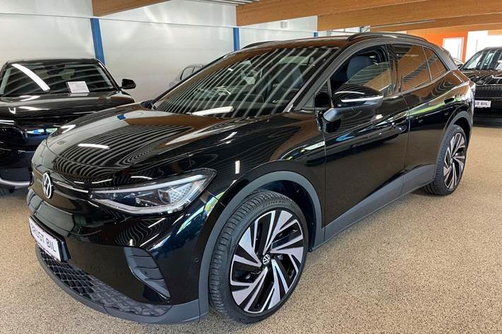 Sort VW ID.4 fra 2023 set udefra