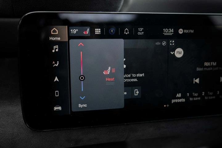 Grå Maserati MC20 fra 2022 set indefra