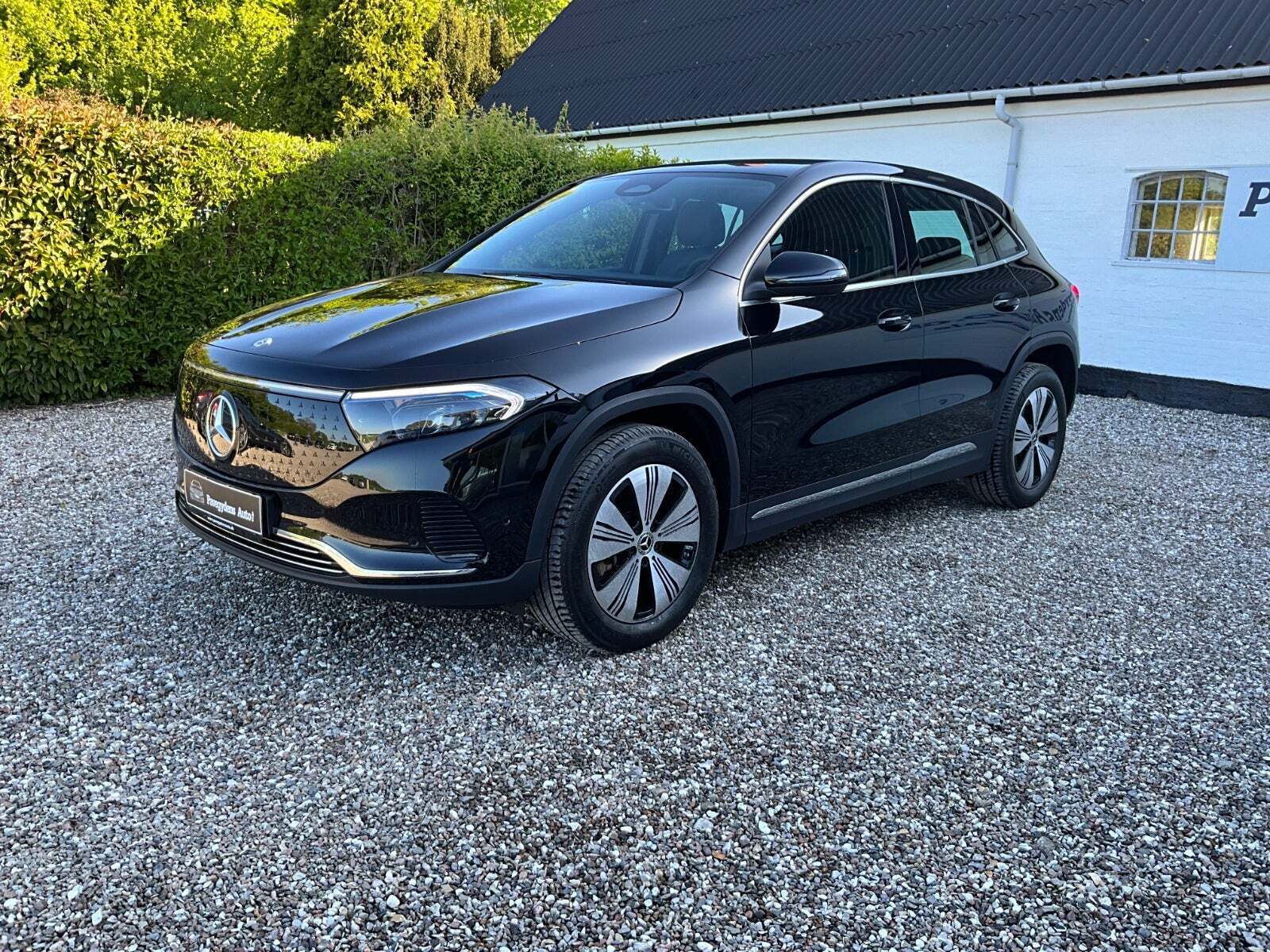 Sort Mercedes EQA250+ fra 2024