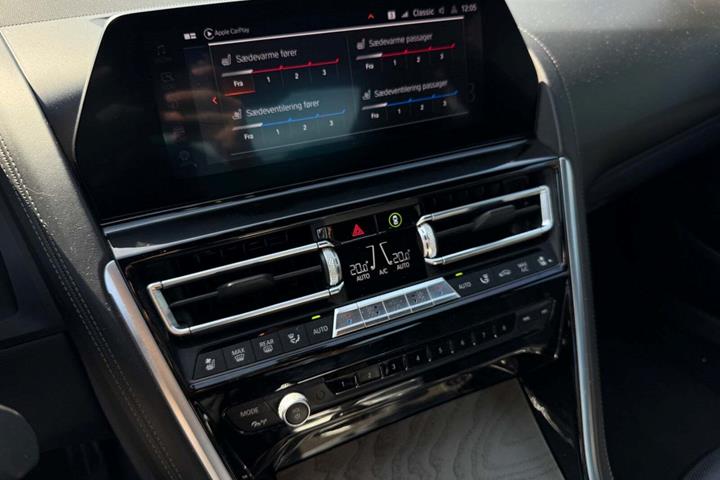 Sort BMW 840d fra 2019 set indefra