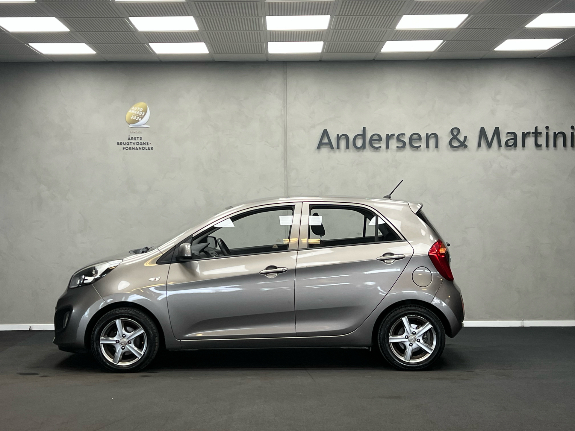 Sort Kia Picanto fra 2012