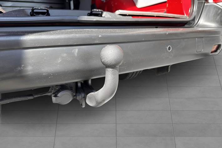 Rød Toyota ProAce fra 2023