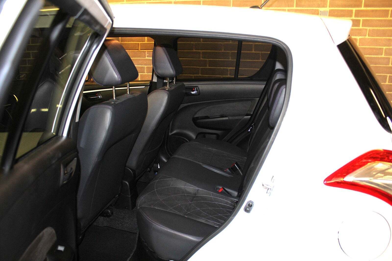 Suzuki Swift 1,2 Dualjet Style