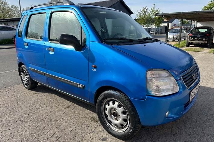 undefined Suzuki Wagon R+ fra 2002 set udefra