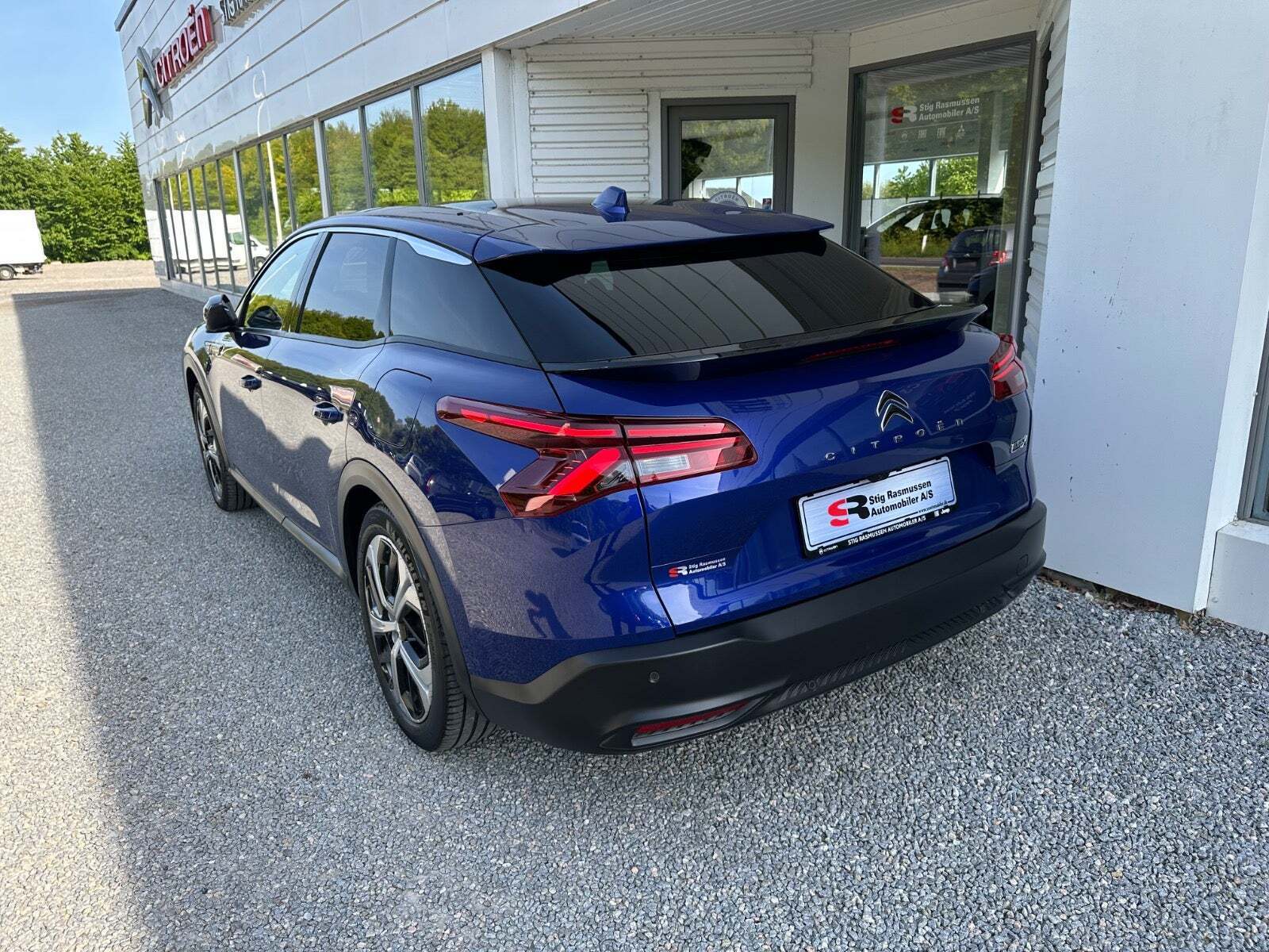 Blå Citroën C5 X fra 2022