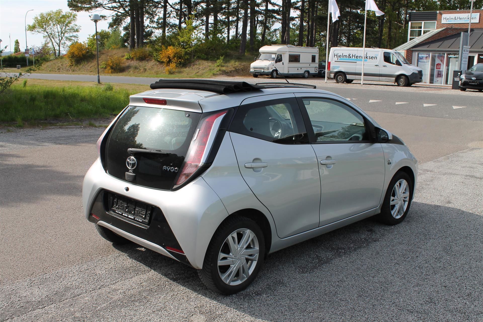 Toyota Aygo 1,0 VVT-I X-Sky 69HK 5d