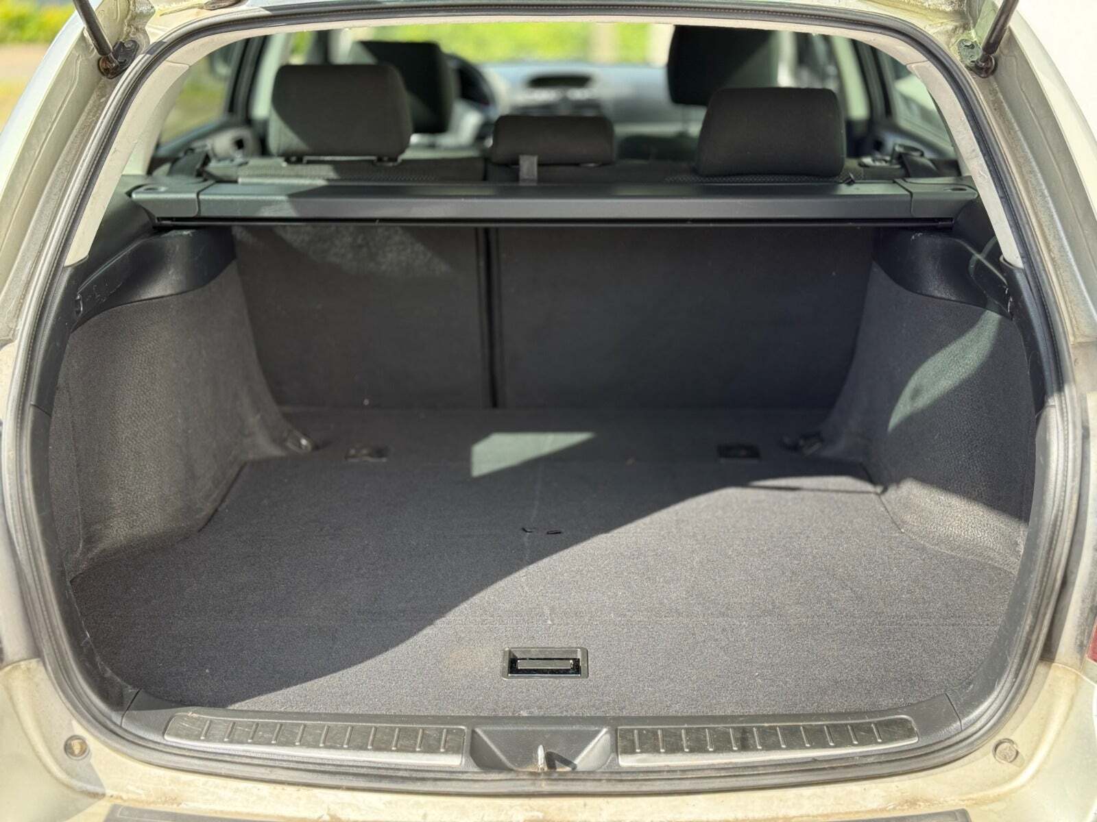 undefined Toyota Avensis fra 2005