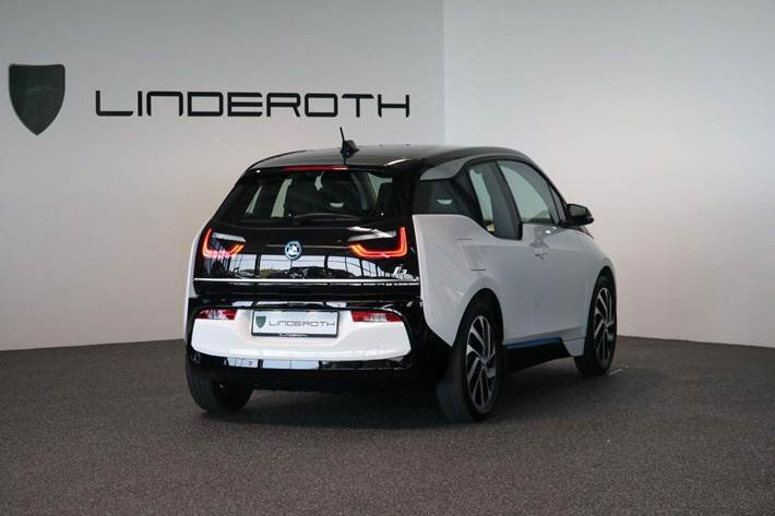 Hvid BMW i3 fra 2021