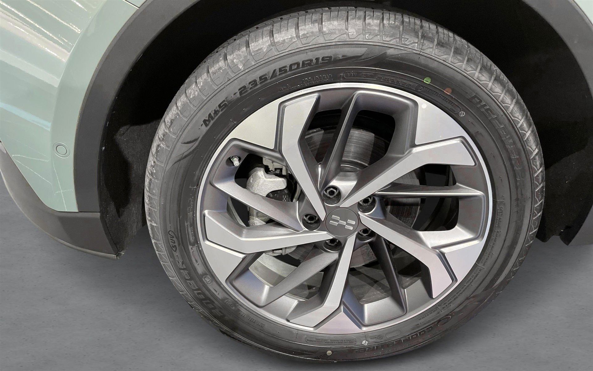 Blå Aiways U5 fra 2025