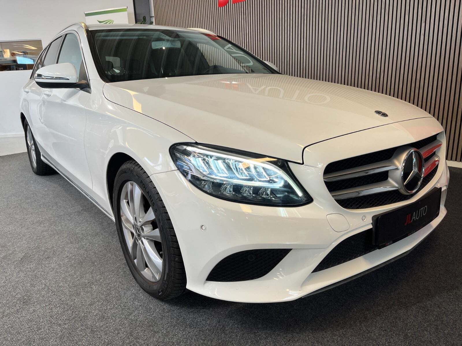 Mercedes C220 d 2,0 Avantgarde stc. aut.