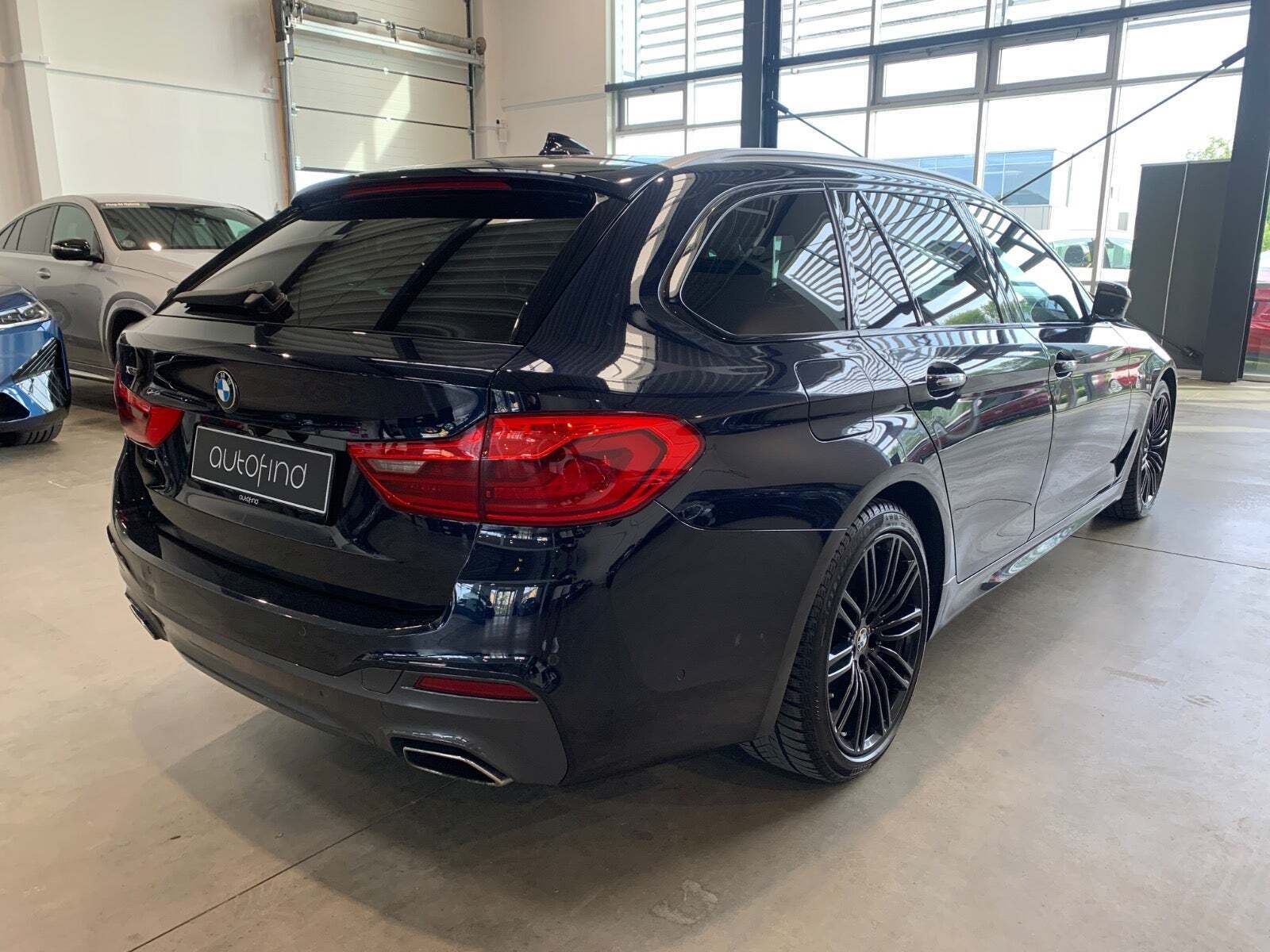 BMW 540i