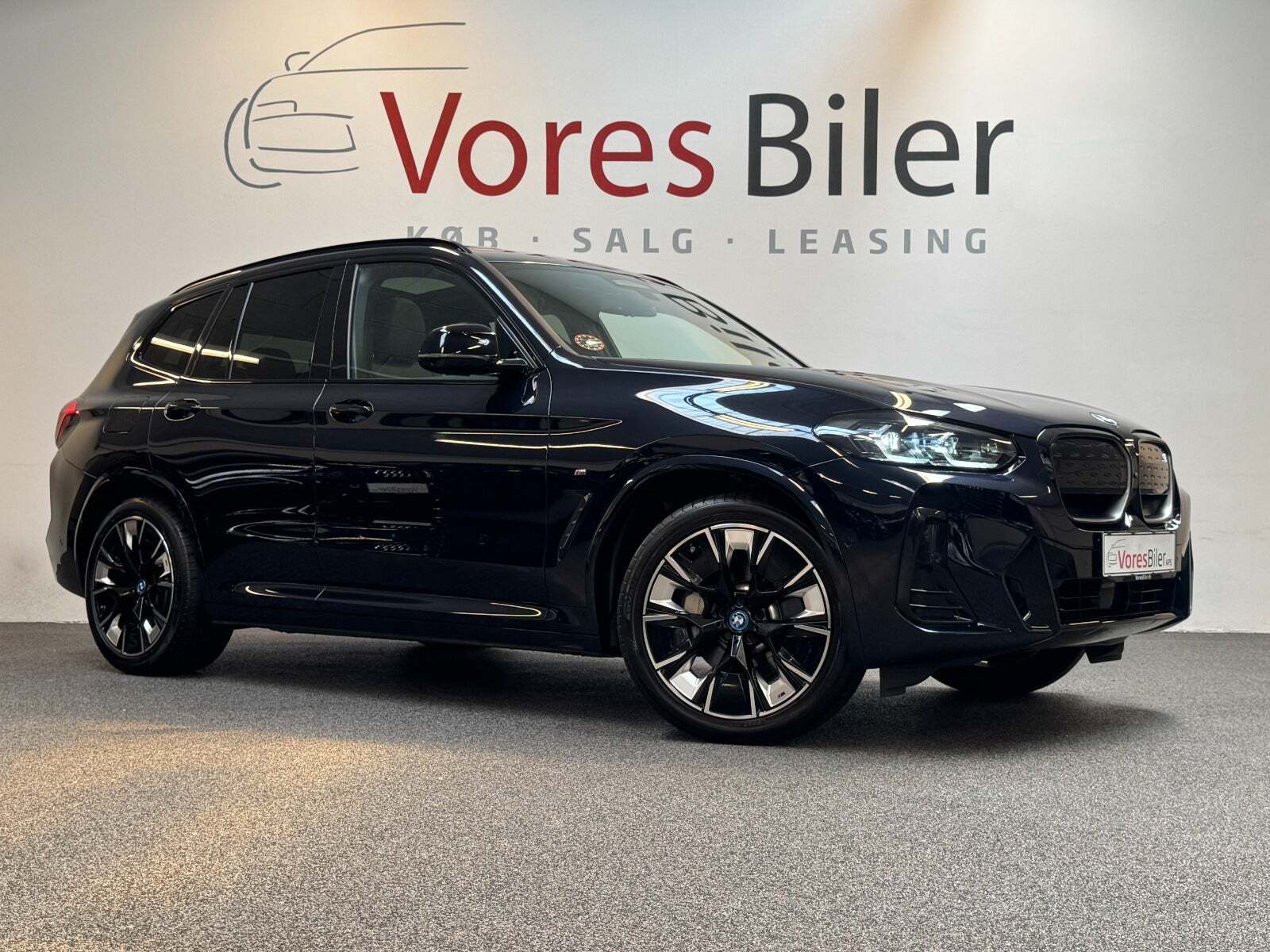 Sort BMW iX3 fra 2022