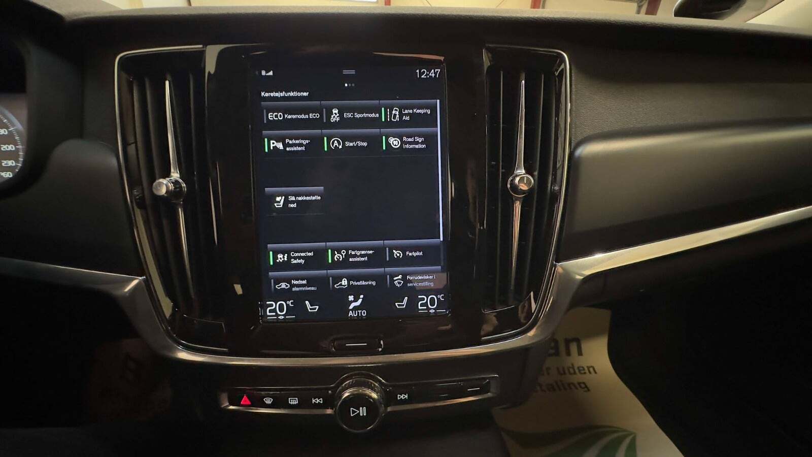 Grøn Volvo V90 fra 2018