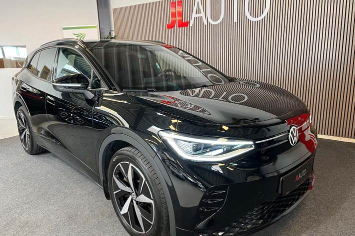 Sort VW ID.4 fra 2023 set udefra