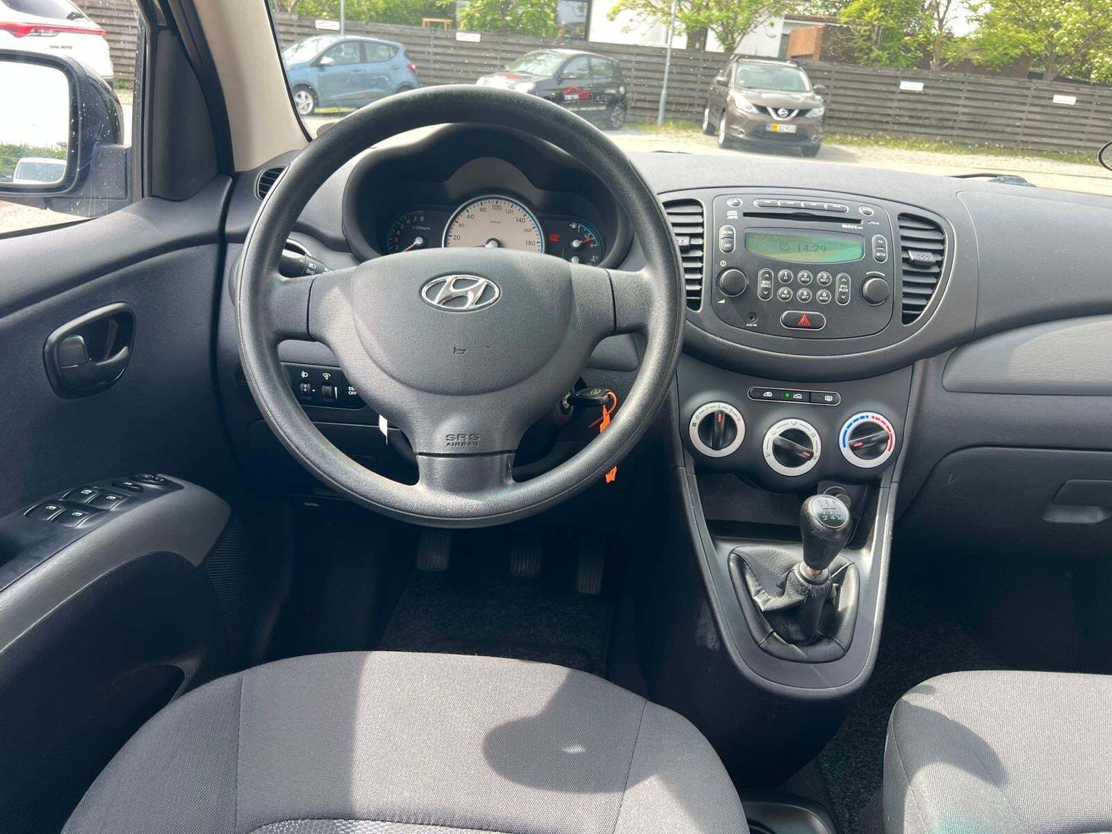 Sort Hyundai i10 fra 2011