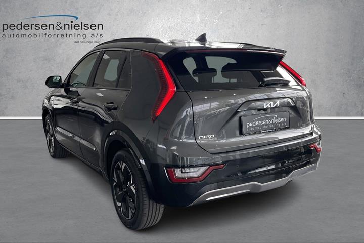 Grå Kia Niro EV fra 2025