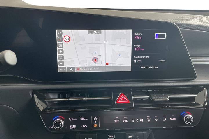 Grå Kia Niro EV fra 2025