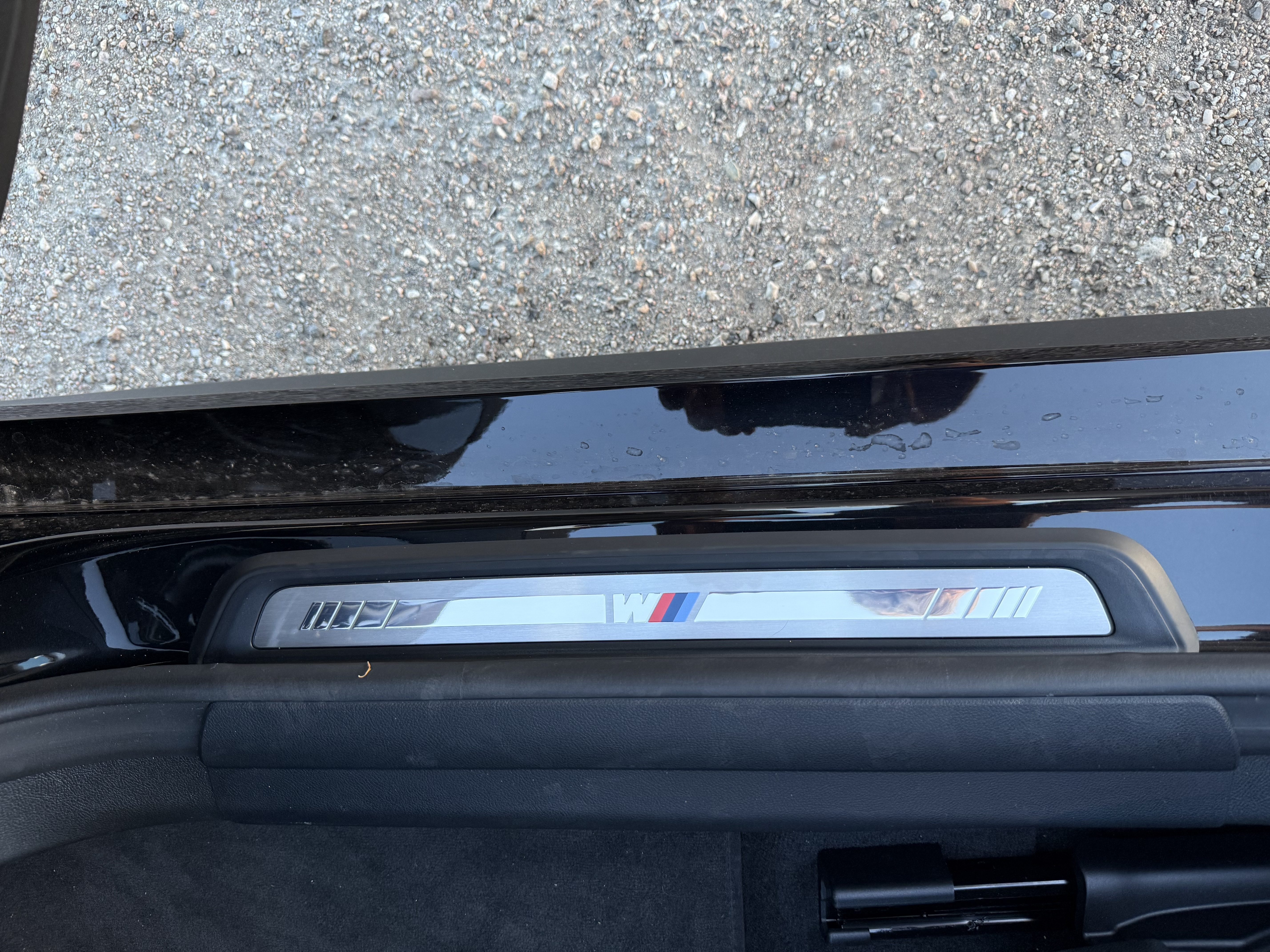 Sort BMW i4 fra 2023