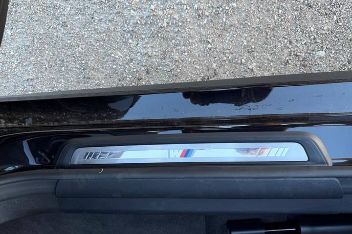 Sort BMW i4 fra 2023