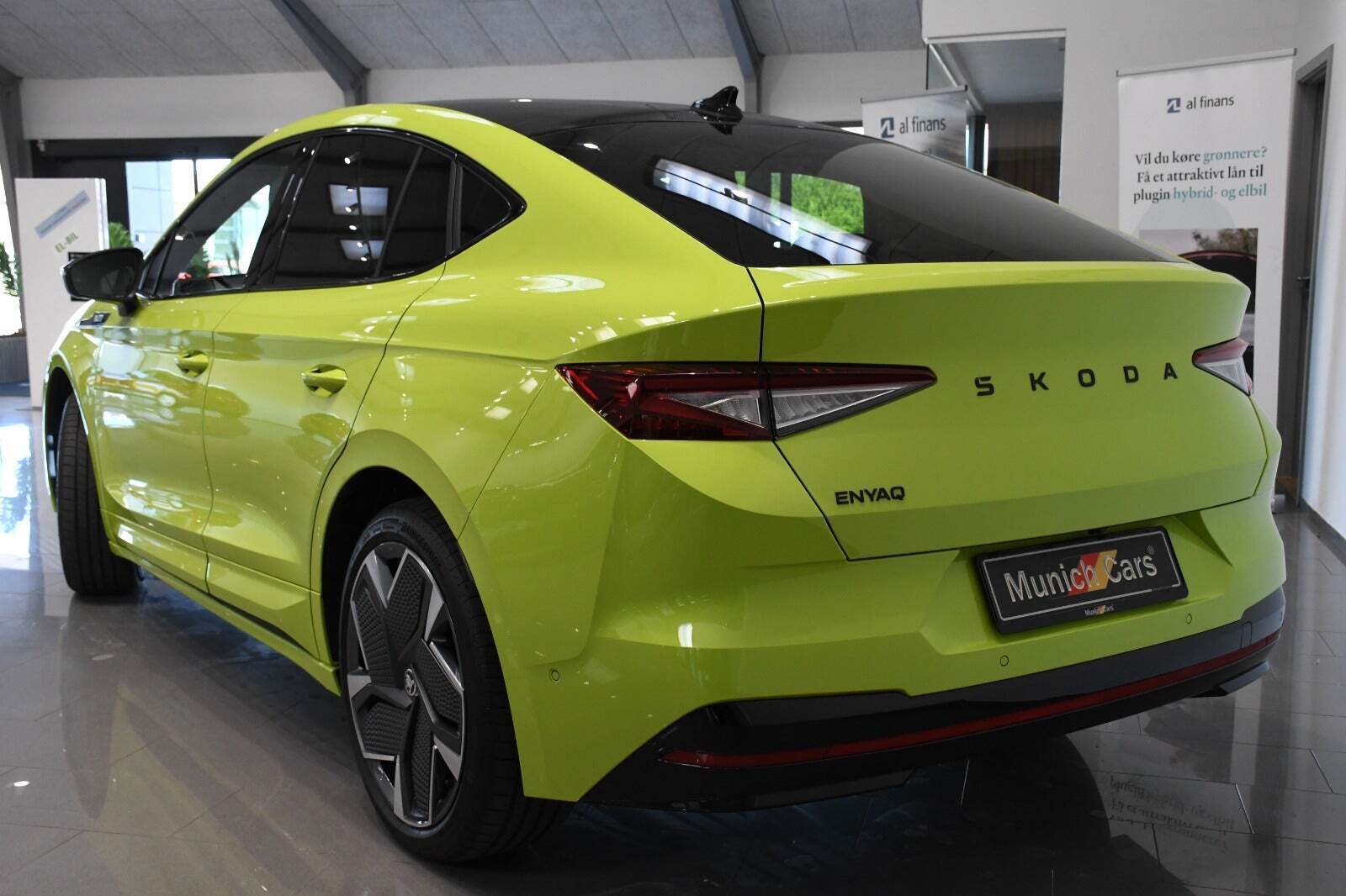 Grøn Skoda Enyaq fra 2024