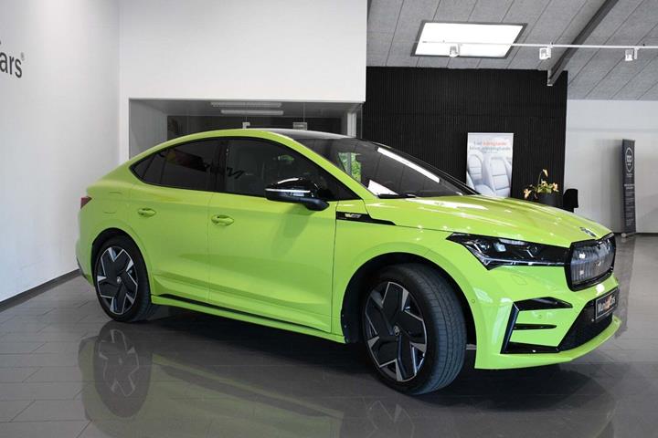 Grøn Skoda Enyaq fra 2024