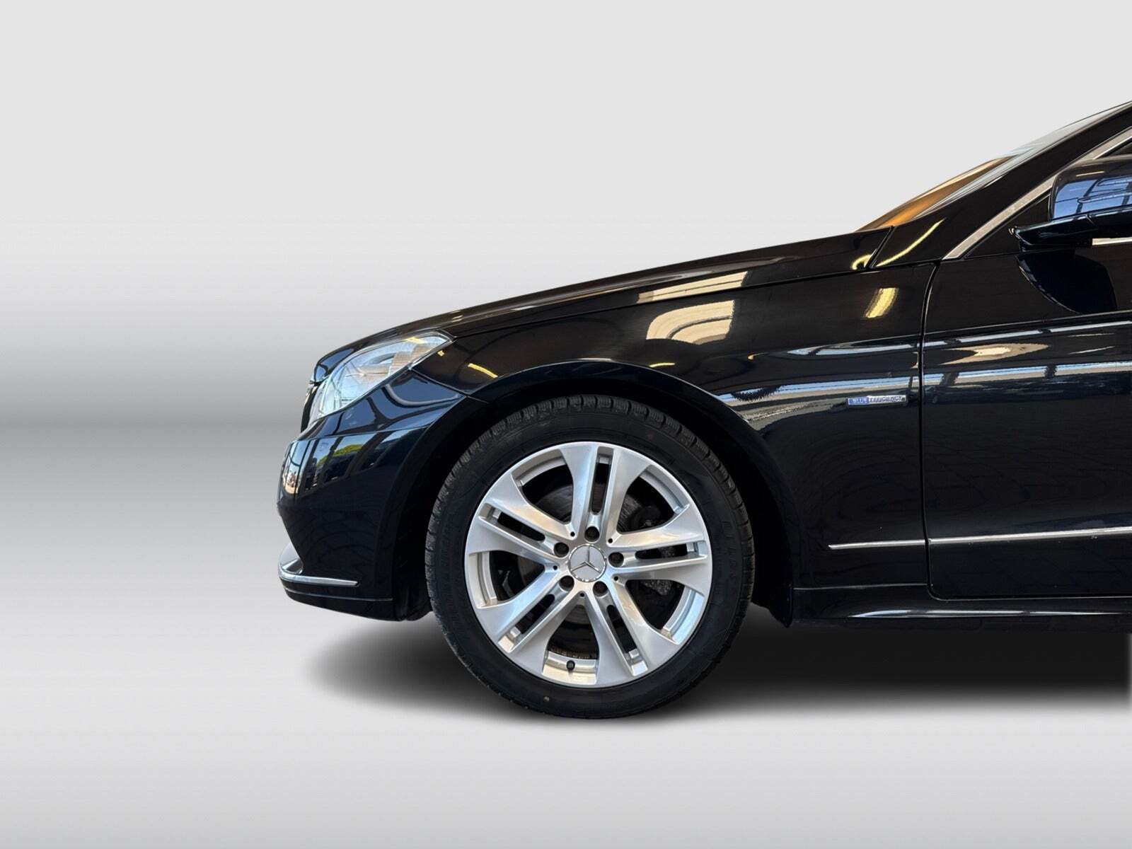 Mercedes E200
