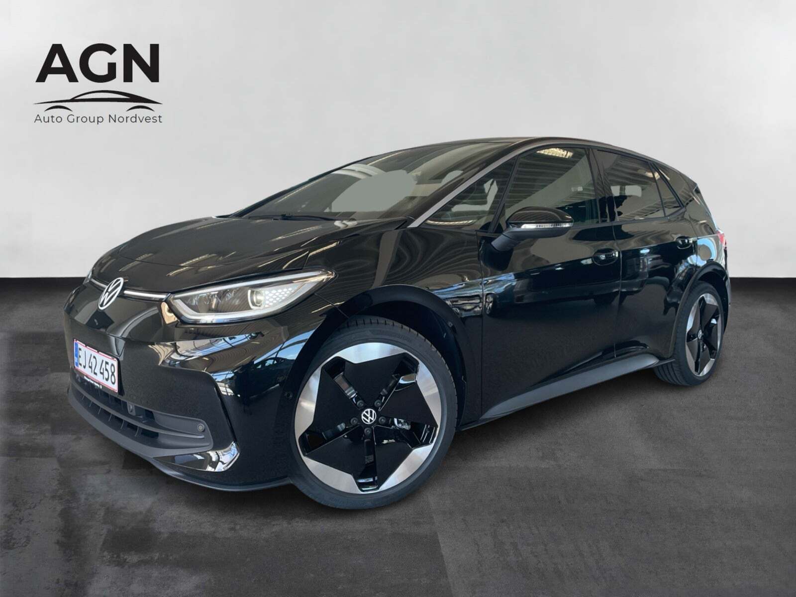 Sort VW ID.3 fra 2025 set udefra