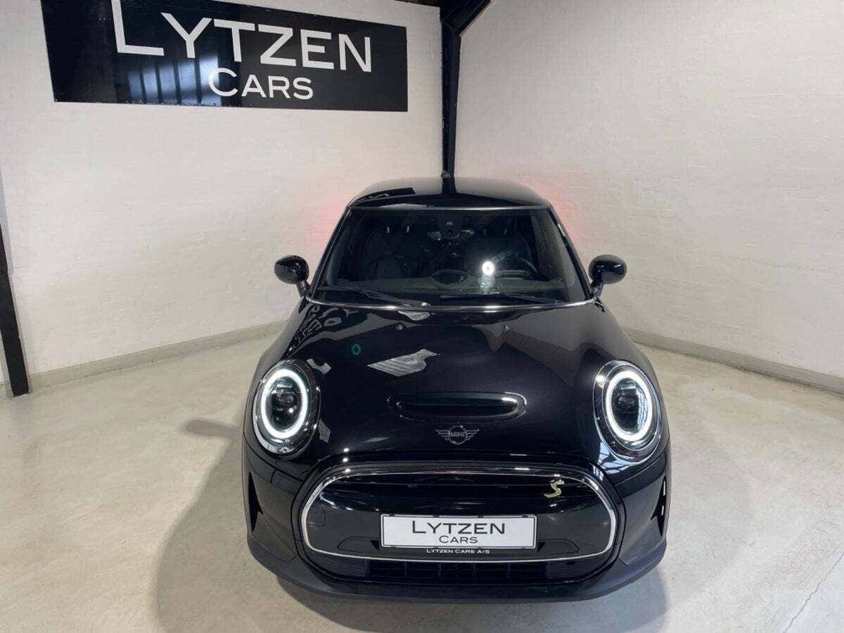 Sort Mini Cooper SE fra 2023