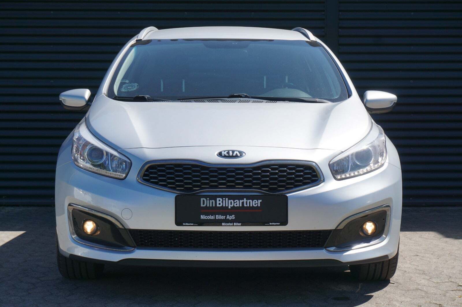 Sølv Kia Ceed fra 2018