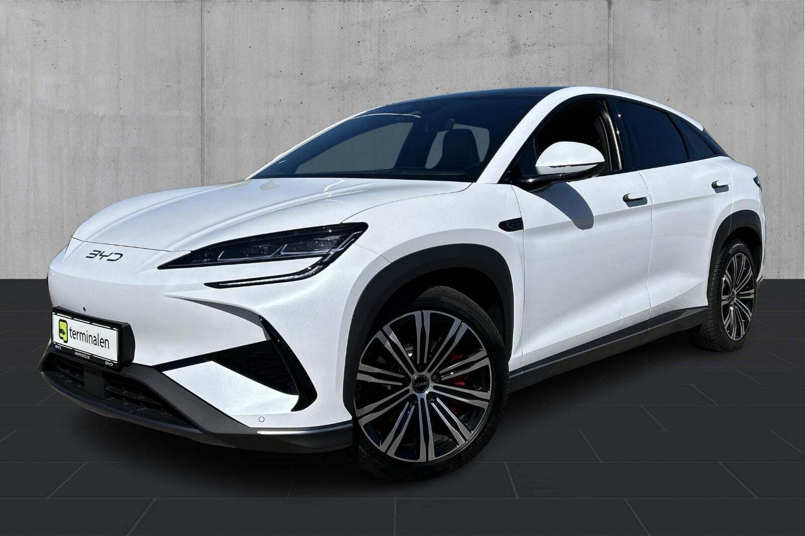BYD Sealion 7
