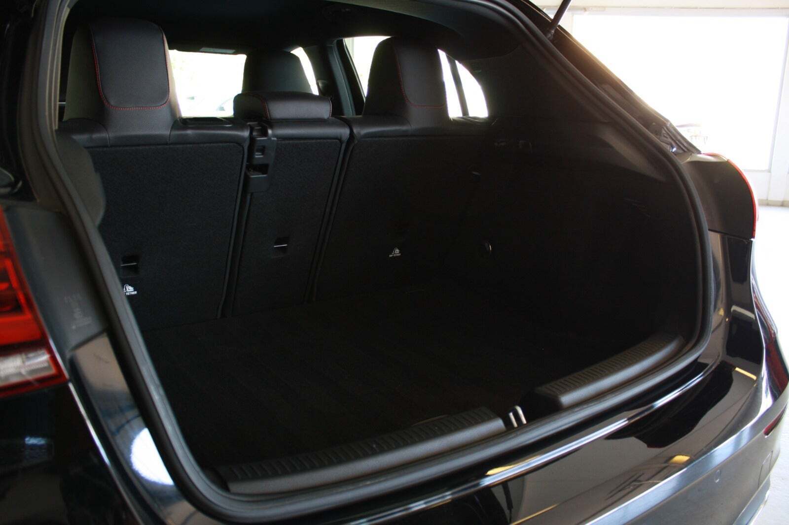 Grøn Mercedes A200 fra 2019