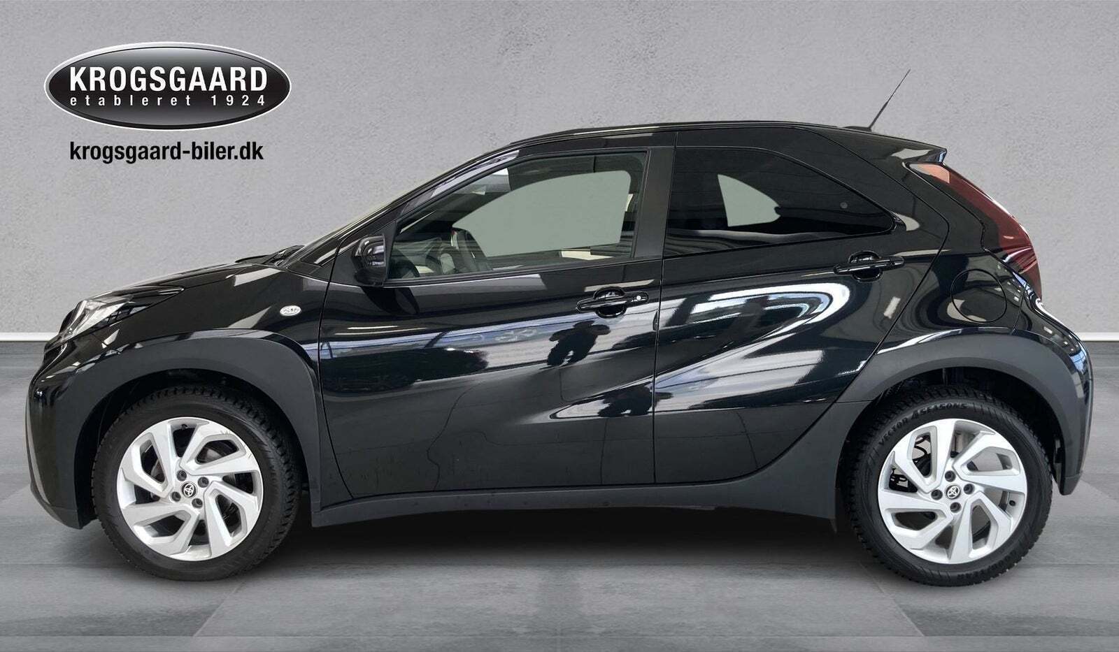 Sort Toyota Aygo X fra 2022