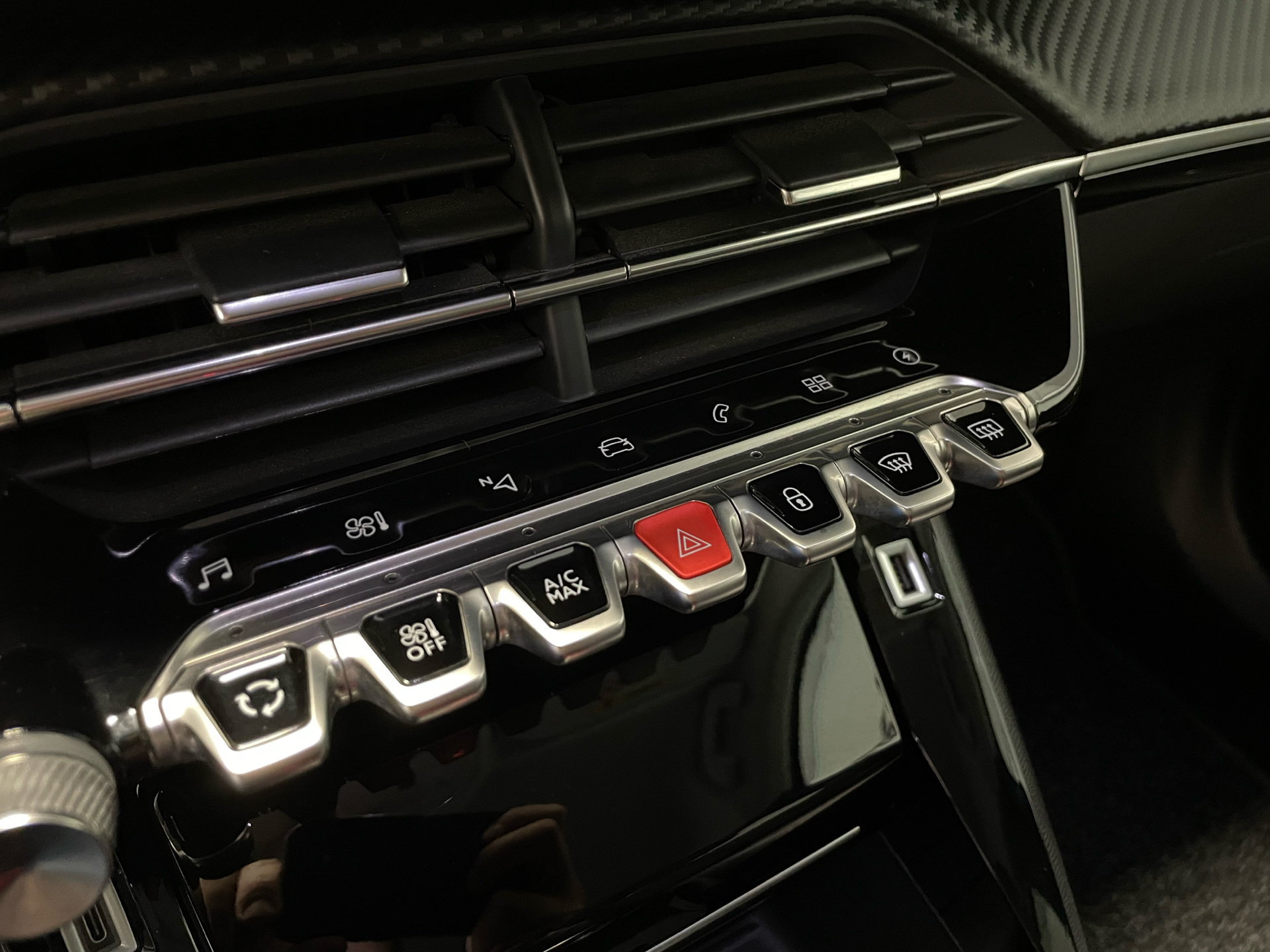 undefined Peugeot e-2008 fra 2021