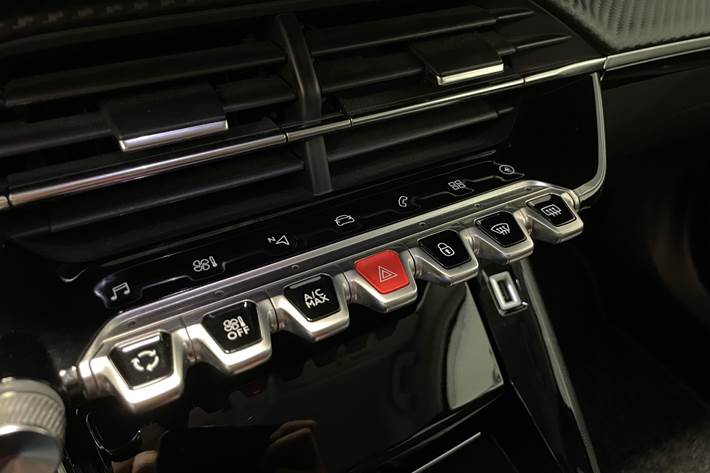 undefined Peugeot e-2008 fra 2021