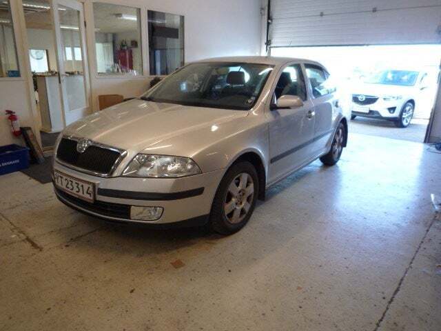 Sølv Skoda Octavia fra 2007