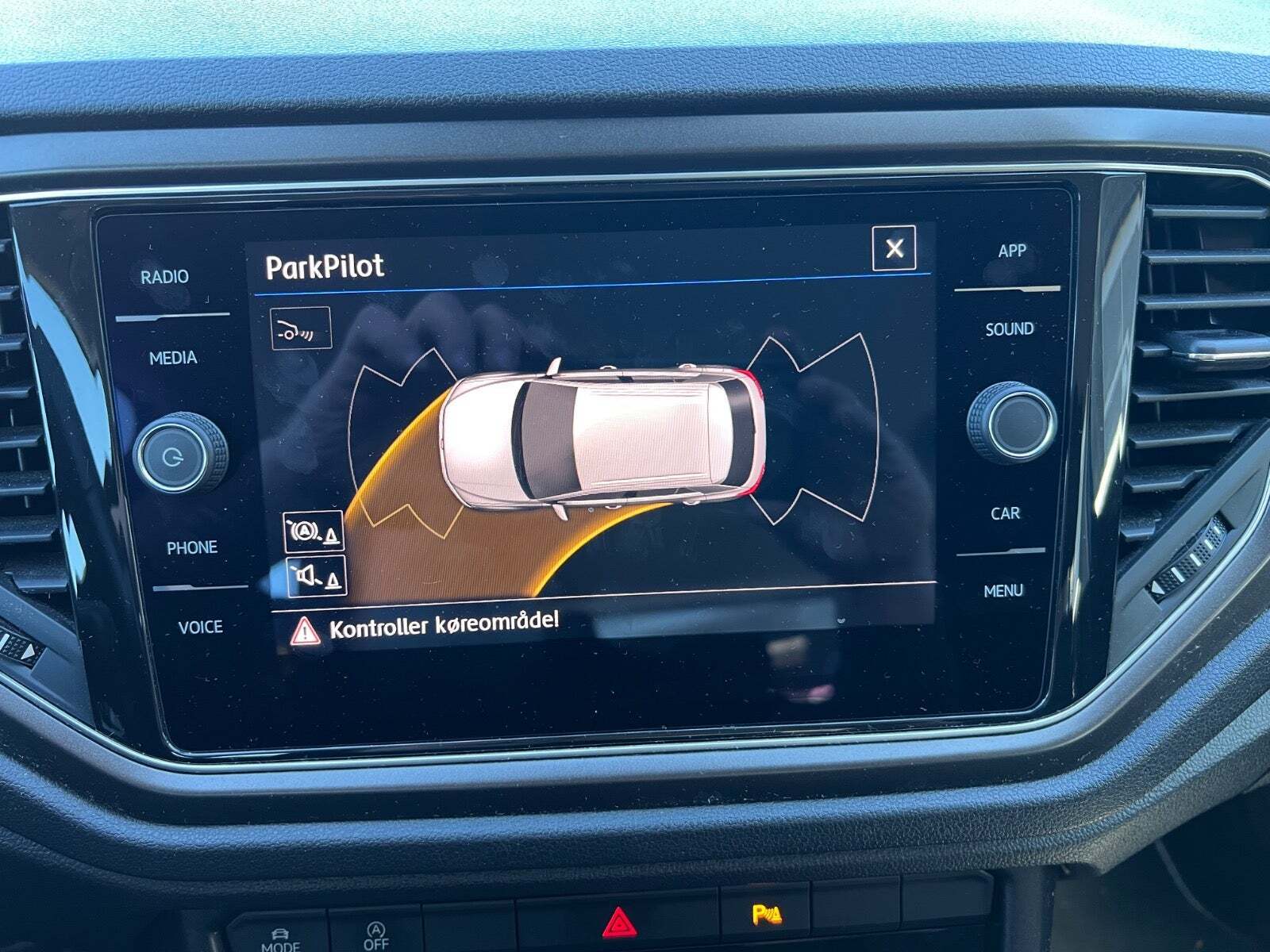 Sort VW T-Roc fra 2018