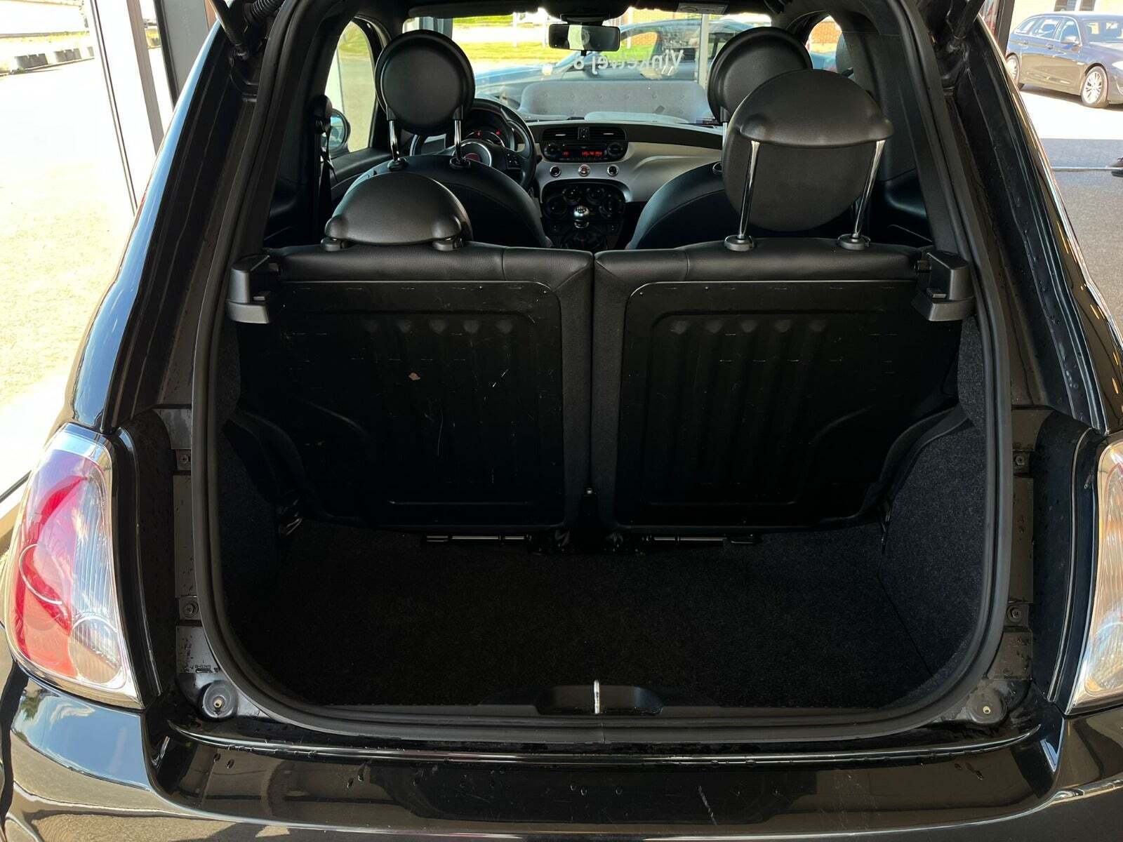 Sort Fiat 500 fra 2014