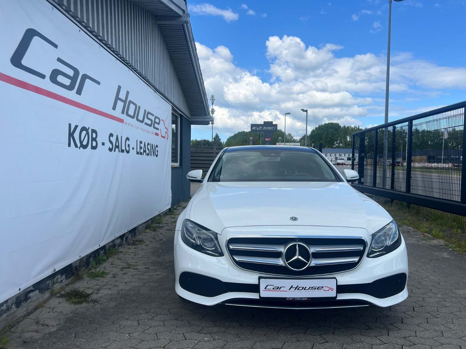 Hvid Mercedes E220 d fra 2017