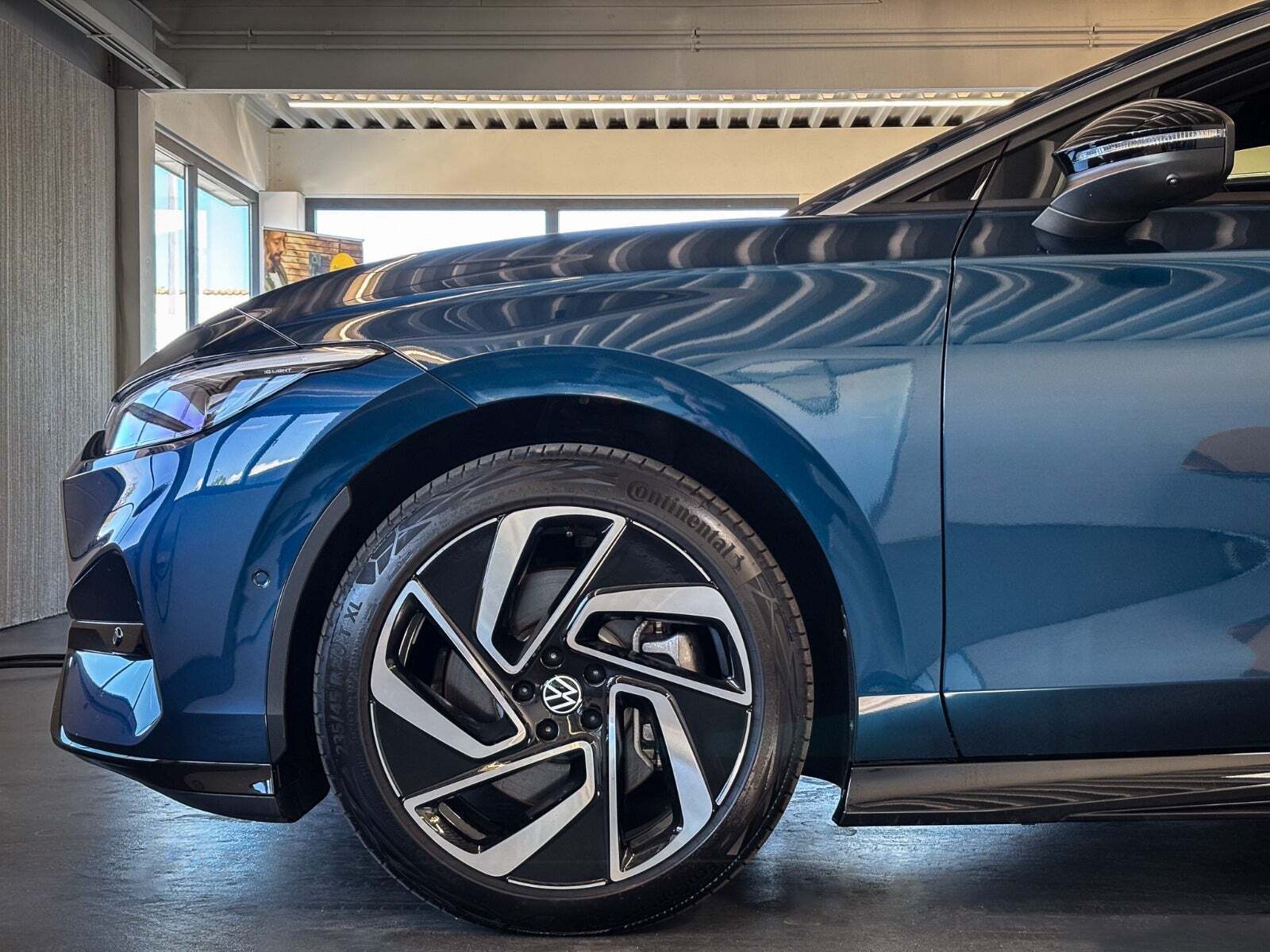 Blå VW ID.7 fra 2025