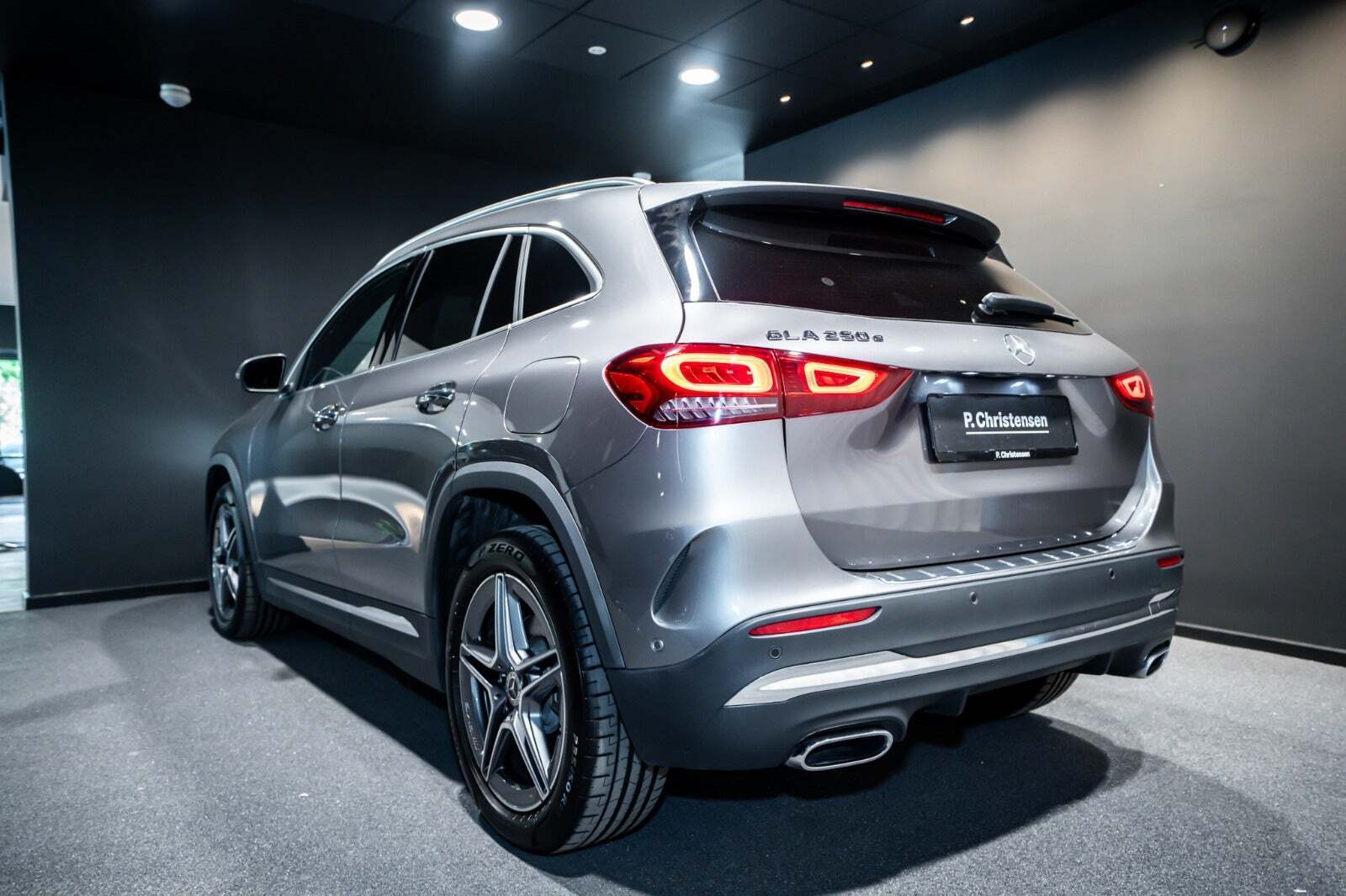 Mercedes GLA250 e